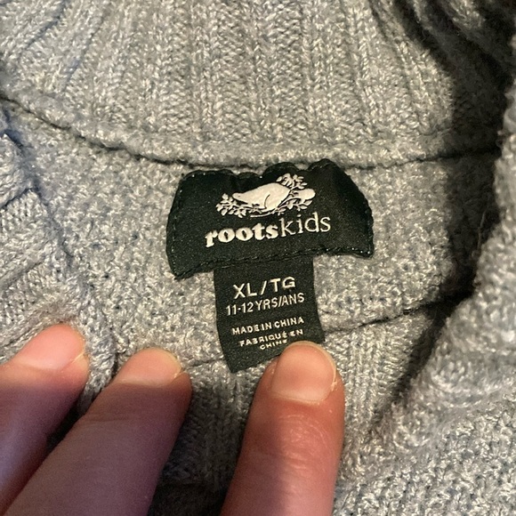 Roots Light Blue Cable crop Knit Sweater - Picture 2 of 6